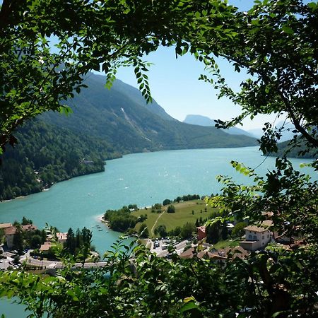 Appartamenti -Casa Nicolussi- Molveno Eksteriør billede