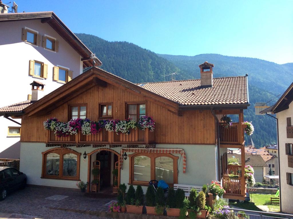Appartamenti -Casa Nicolussi- Molveno Eksteriør billede